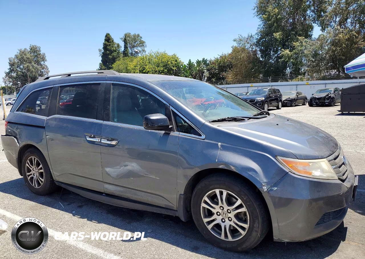 2011 Honda Odyssey Exl VIN:5FNRL5H63BB085358 - 4