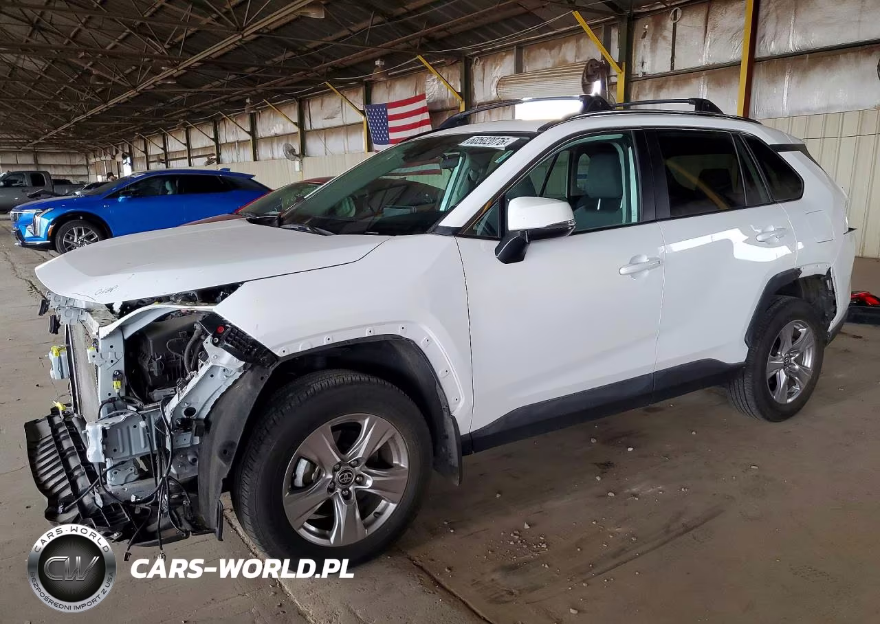 2025 Toyota Rav4 Xle – zdjęcie 1 z 13