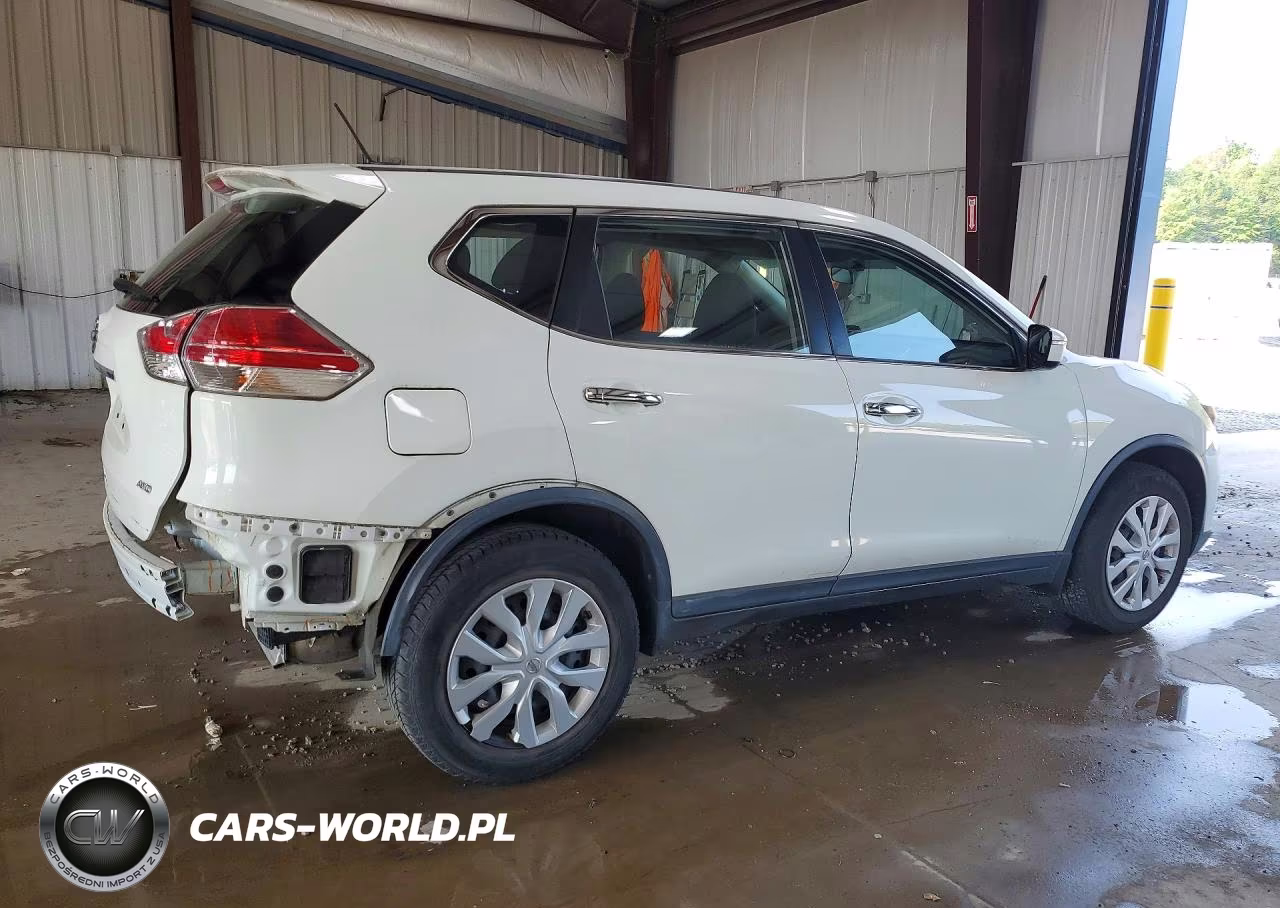 2015 Nissan Rogue S VIN:KNMAT2MV7FP581445 - 3