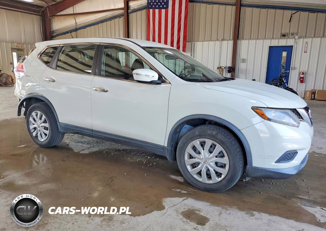 2015 Nissan Rogue S VIN:KNMAT2MV7FP581445 - 4