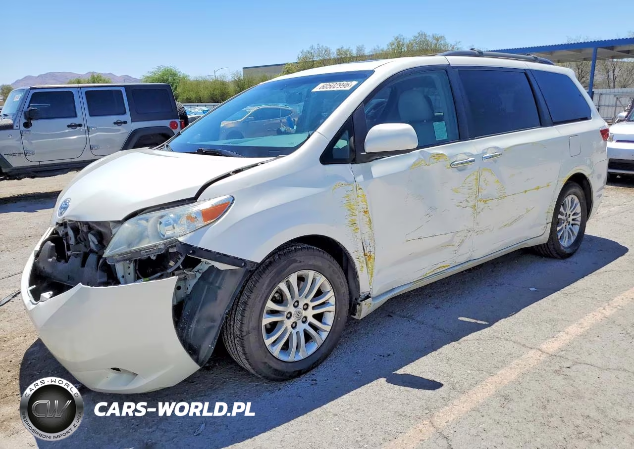 2017 Toyota Sienna Xle 8-Passenger