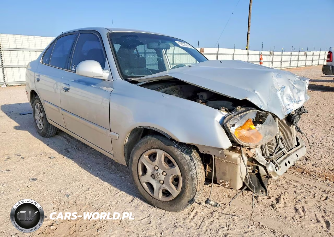 2005 Hyundai Accent Gl VIN:KMHCG45C25U598638 - 4