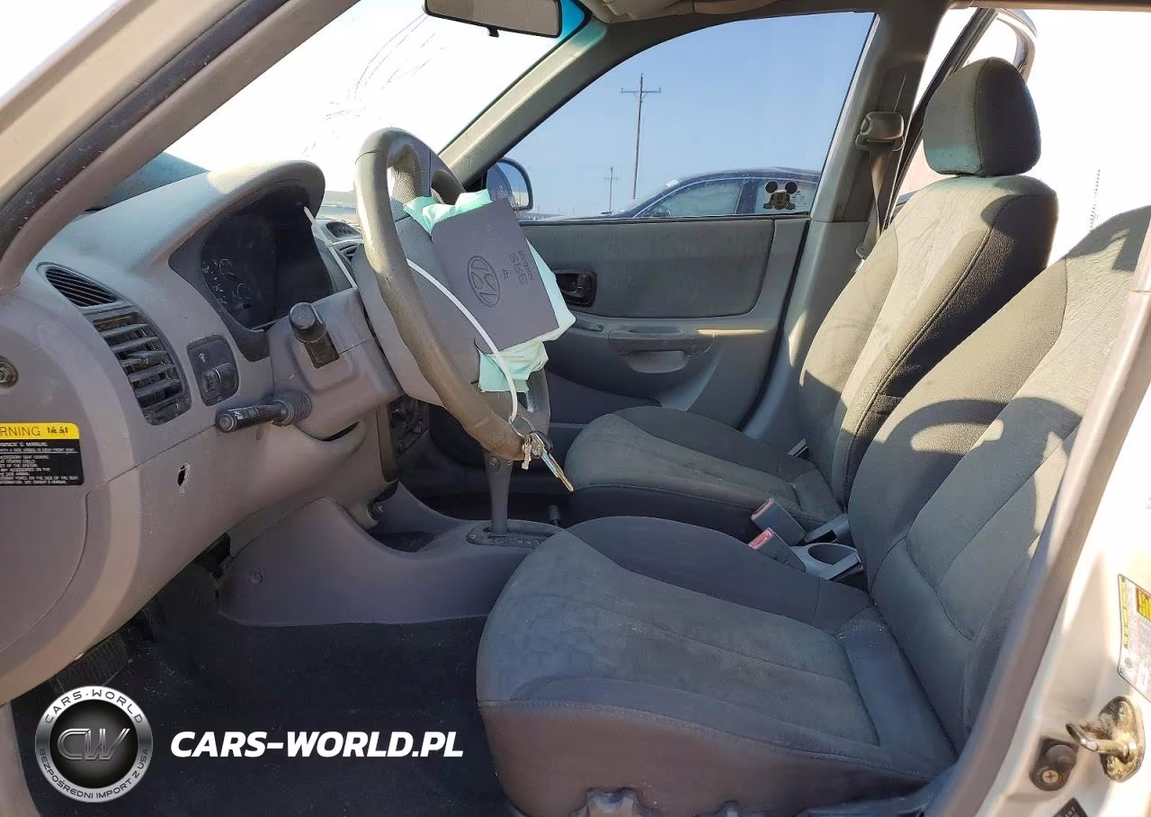 2005 Hyundai Accent Gl VIN:KMHCG45C25U598638 - 7