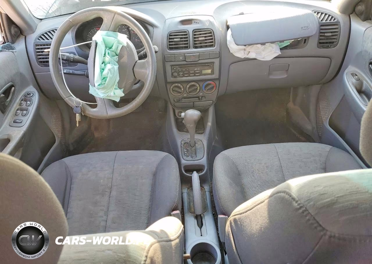 2005 Hyundai Accent Gl VIN:KMHCG45C25U598638 - 8