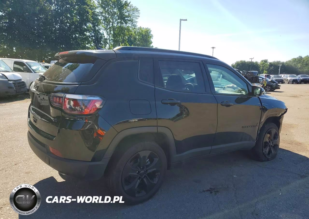 2019 Jeep Compass Latitude VIN:3C4NJDBB2KT600758 - 3