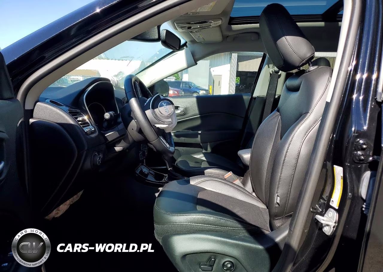2019 Jeep Compass Latitude VIN:3C4NJDBB2KT600758 - 7