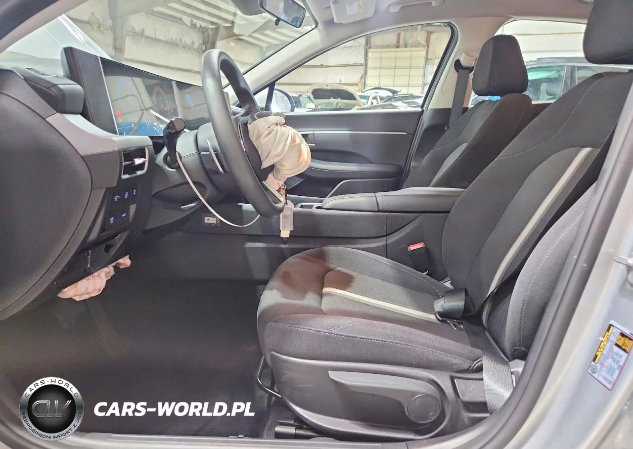 2026 Hyundai Sonata Hybrid Blue VIN:KMHL24JJ9TA147157 - 7