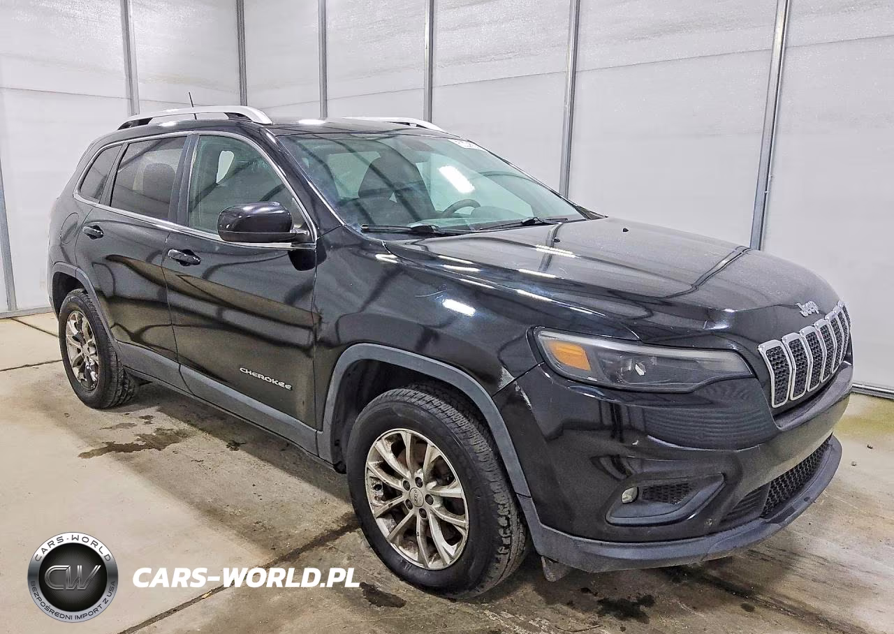 2019 Jeep Cherokee Latitude VIN:1C4PJMCB2KD311490 - 4