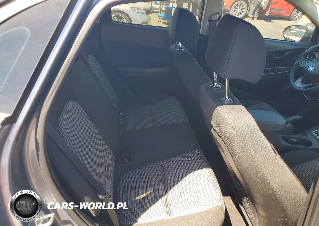 2019 Hyundai Kona Se VIN:KM8K12AA3KU289374 - 11