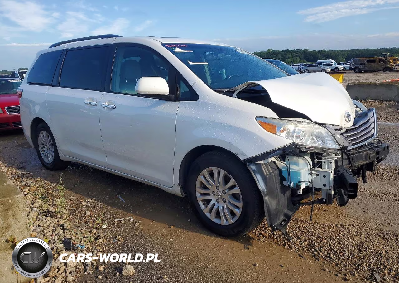 2016 Toyota Sienna Xle 8-Passenger VIN:5TDYK3DC9GS707513 - 4