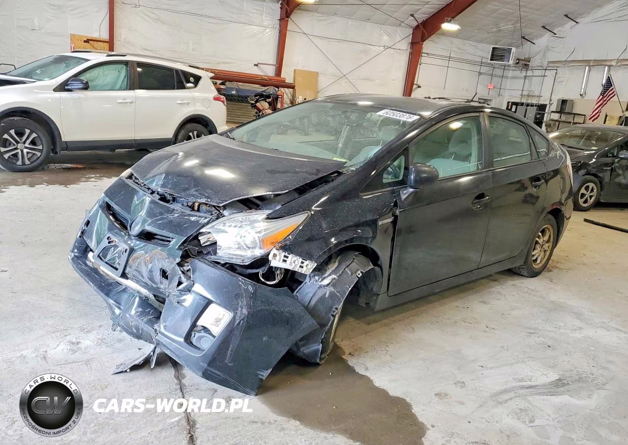 2011 Toyota Prius Two – zdjęcie 1 z 12