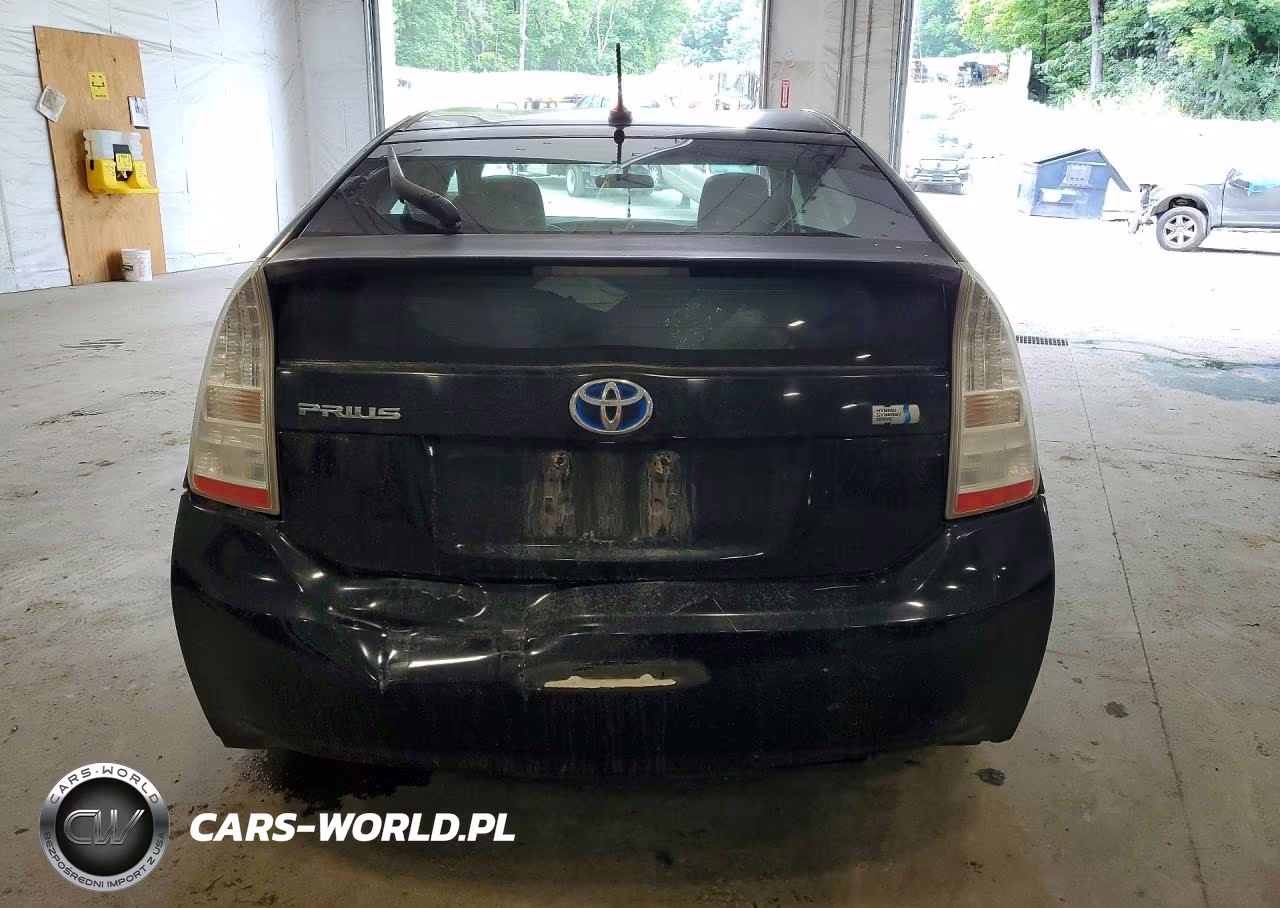 2011 Toyota Prius Two VIN:JTDKN3DU0B0249720 - 6
