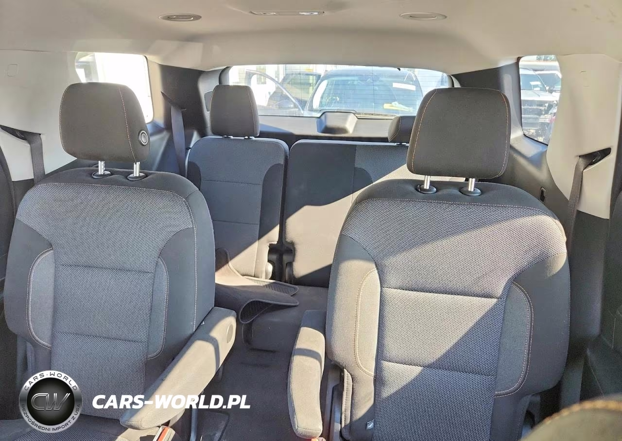 2018 Chevrolet Traverse Lt VIN:1GNERGKW2JJ108161 - 10