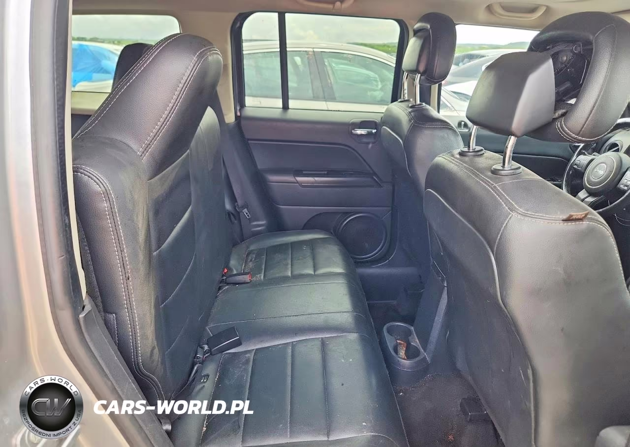 2015 Jeep Patriot Latitude VIN:1C4NJPFA0FD126338 - 10