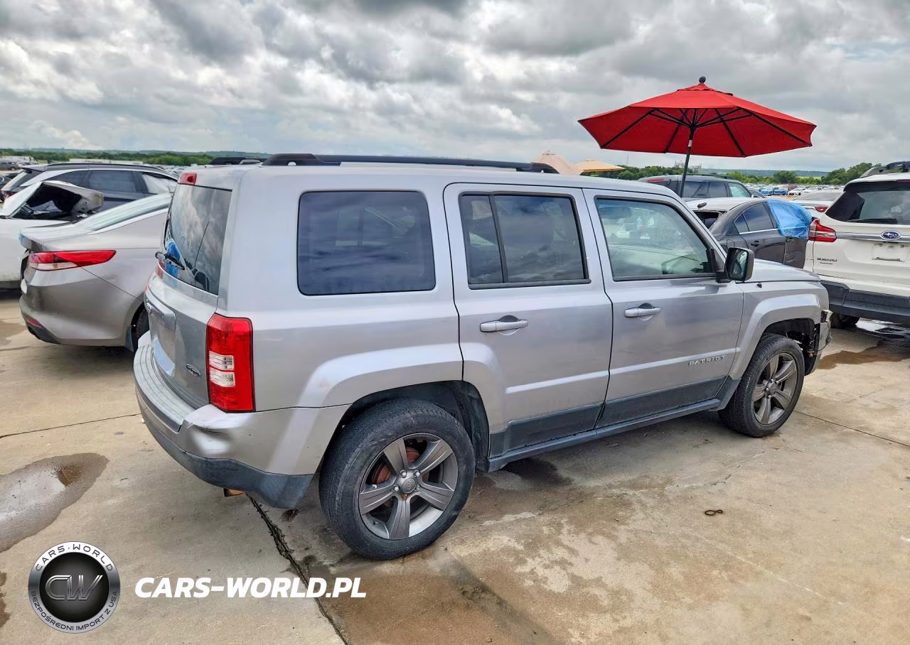 2015 Jeep Patriot Latitude VIN:1C4NJPFA0FD126338 - 3
