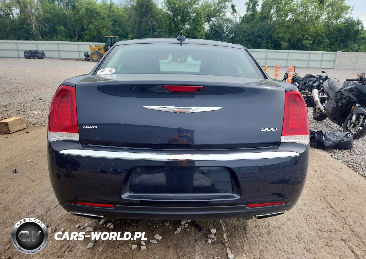 2017 Chrysler 300 Limited VIN:2C3CCARG5HH534326 - 6
