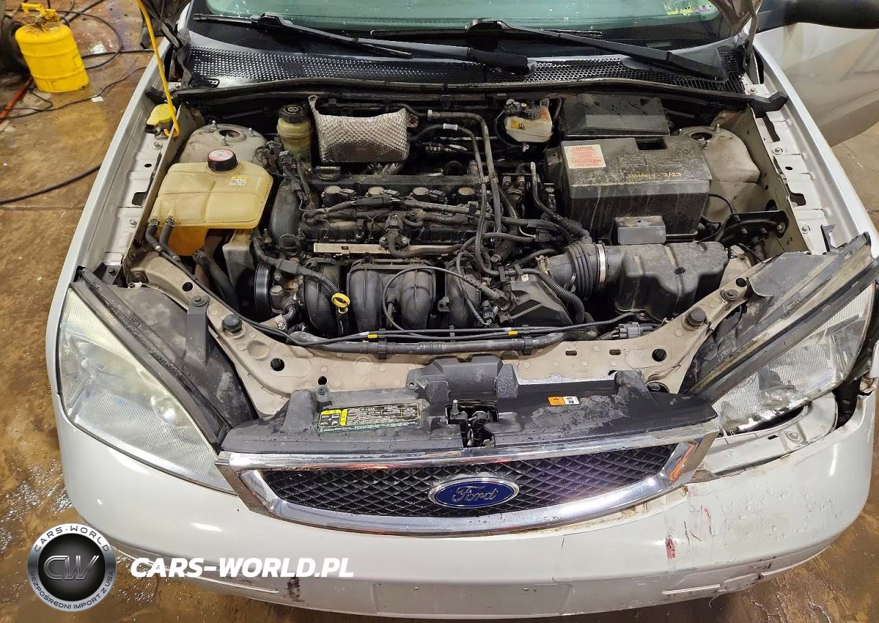 2005 Ford Focus Zx3 VIN:3FAFP31N15R129895 - 11