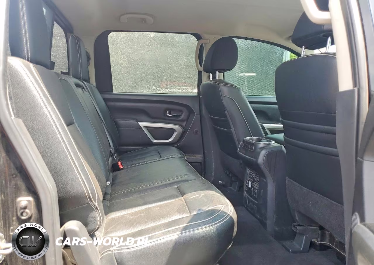 2018 Nissan Titan Xd Pro-4X VIN:1N6BA1F46JN541609 - 10