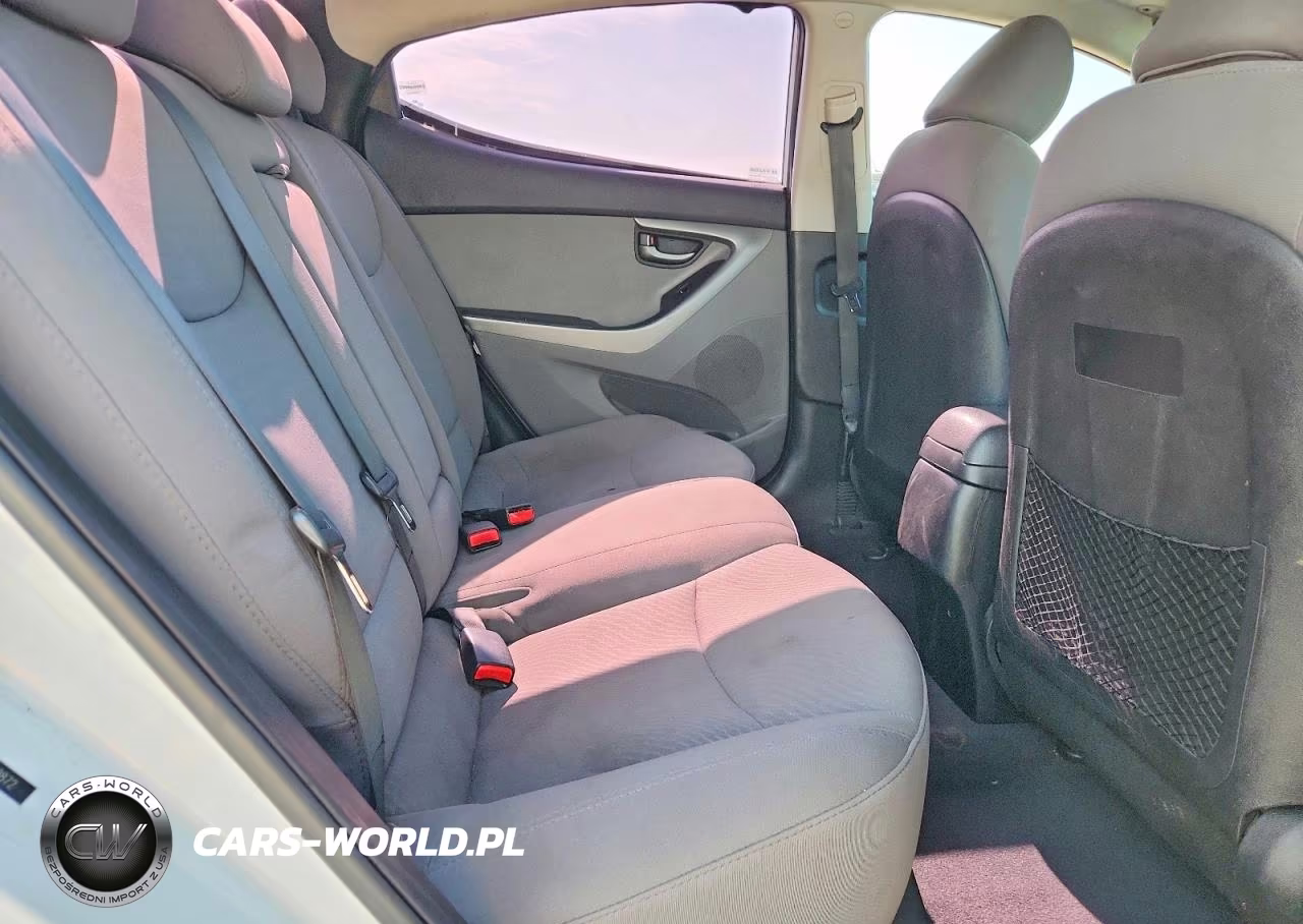 2016 Hyundai Elantra Se VIN:5NPDH4AE0GH719872 - 10