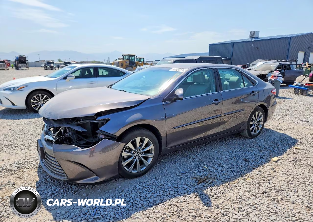 2015 Toyota Camry Xle – zdjęcie 1 z 13