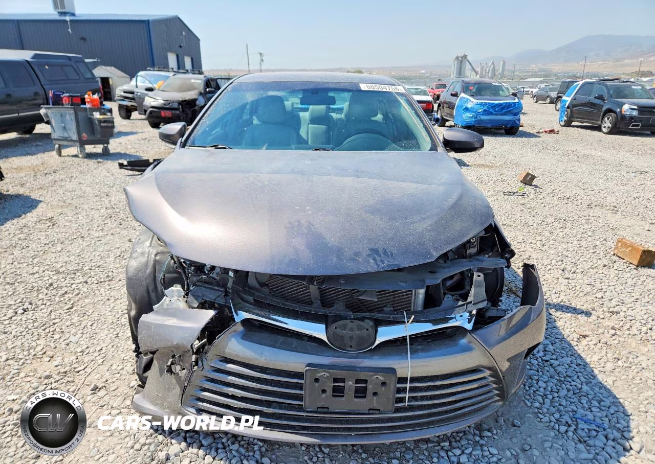 2015 Toyota Camry Xle VIN:4T4BF1FK7FR490641 - 5