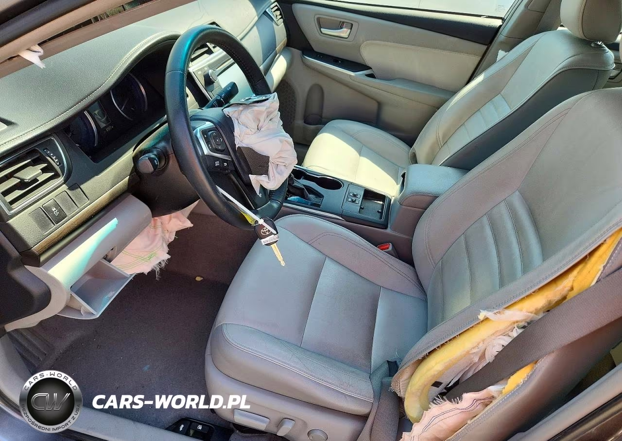 2015 Toyota Camry Xle VIN:4T4BF1FK7FR490641 - 7