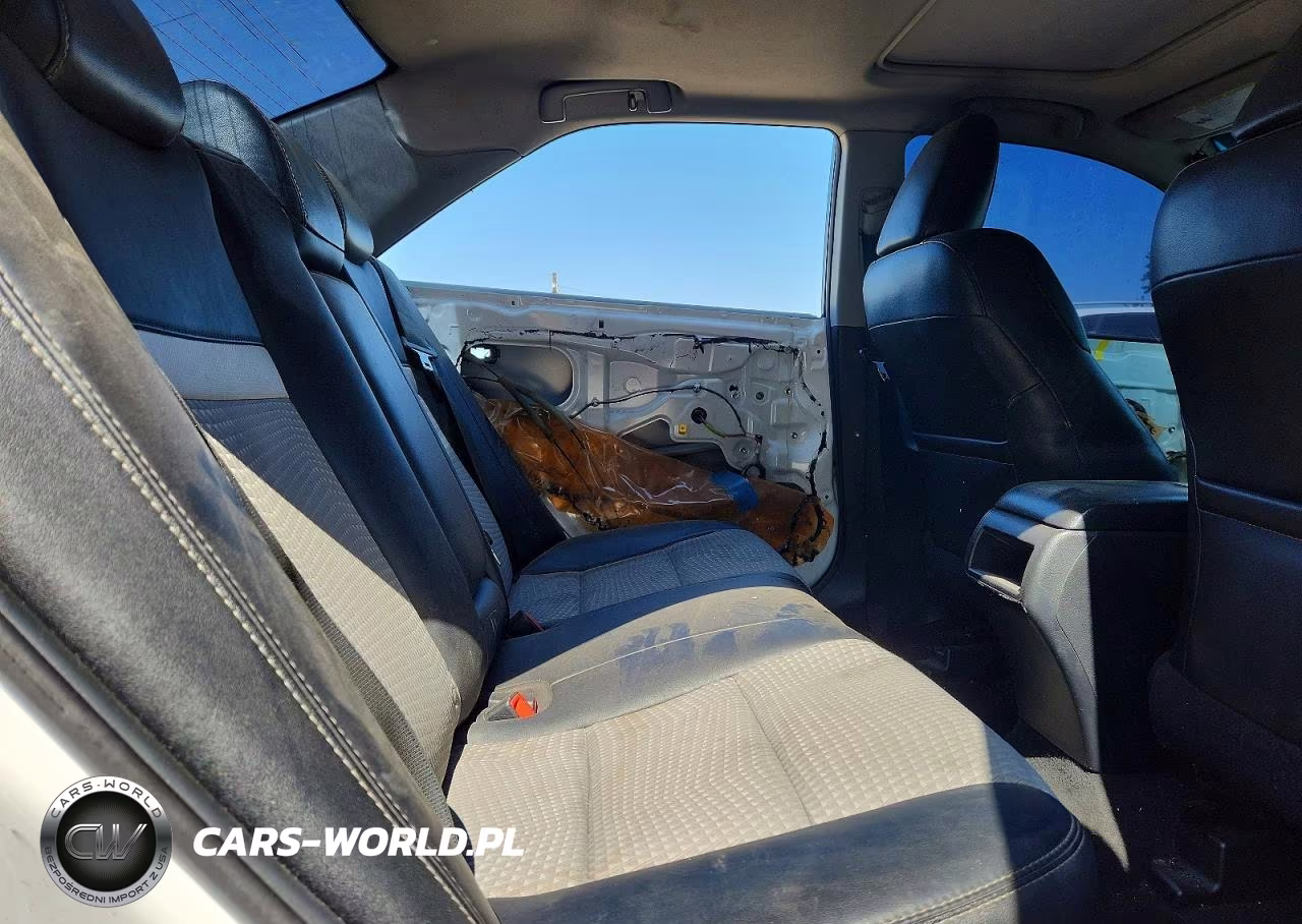2014 Toyota Camry Se VIN:4T1BF1FK9EU760767 - 10