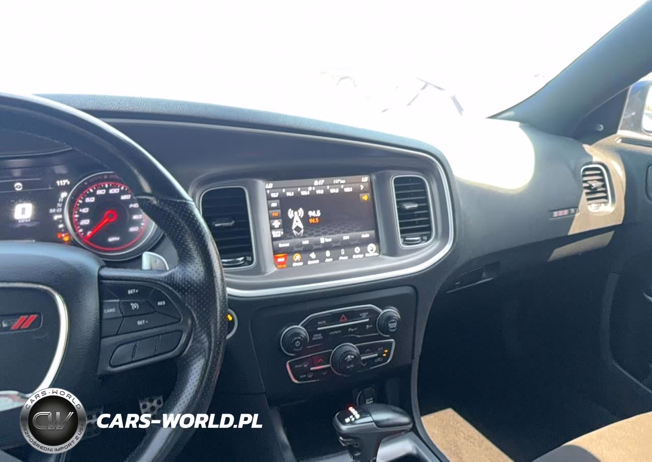 2020 Dodge Charger Scat Pack VIN:2C3CDXGJ0LH107496 - 9