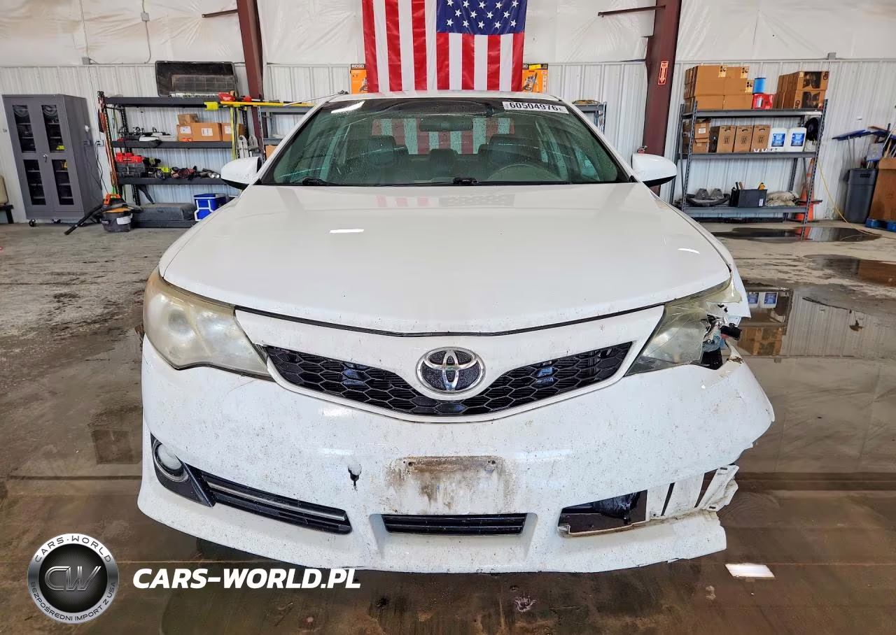 2014 Toyota Camry Se VIN:4T1BF1FK8EU830985 - 5