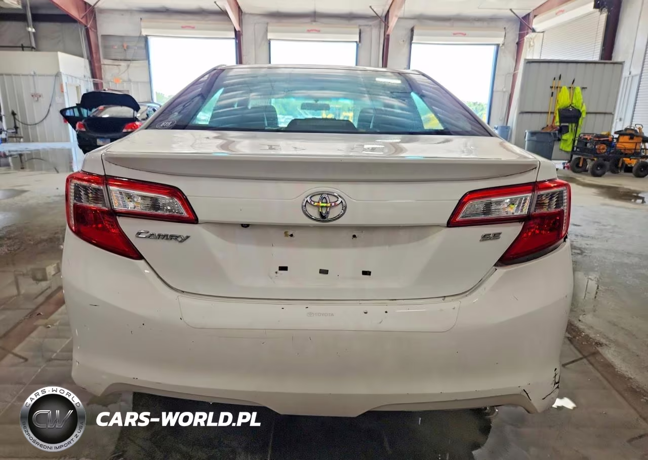 2014 Toyota Camry Se VIN:4T1BF1FK8EU830985 - 6