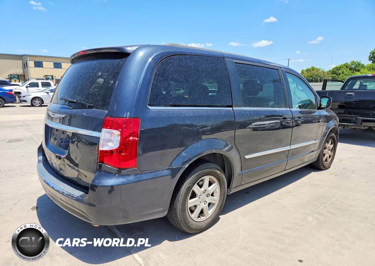 2013 Chrysler Town & Country Touring VIN:2C4RC1BG4DR594408 - 3