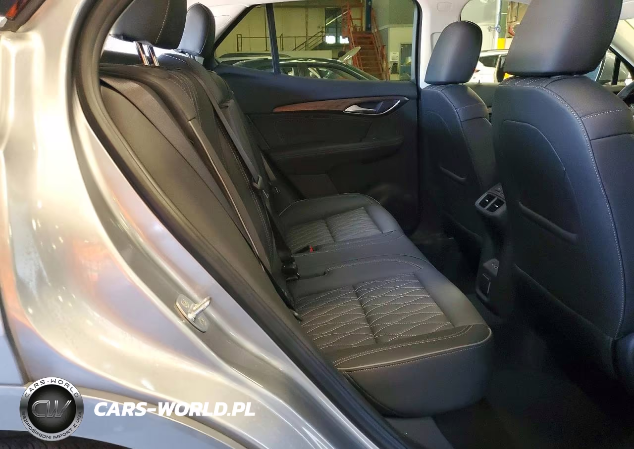 2023 Buick Envision Avenir VIN:LRBFZSR41PD018087 - 11