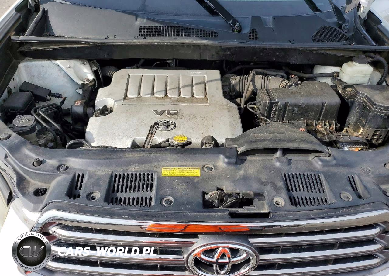2010 Toyota Highlander Sport VIN:5TDEK3EH8AS002075 - 12