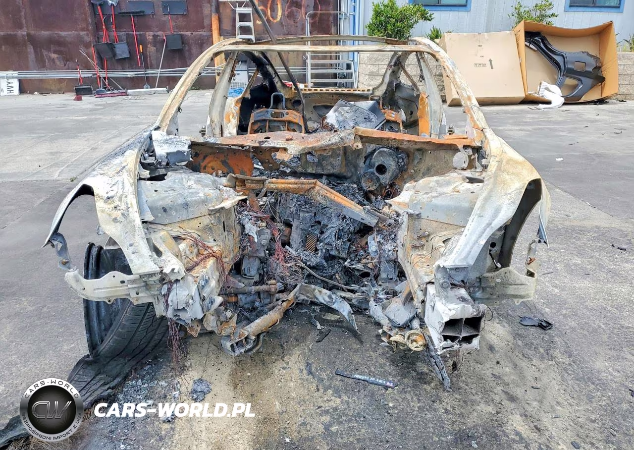 2020 Tesla Model 3 VIN:5YJ3E1EB5LF650043 - 5