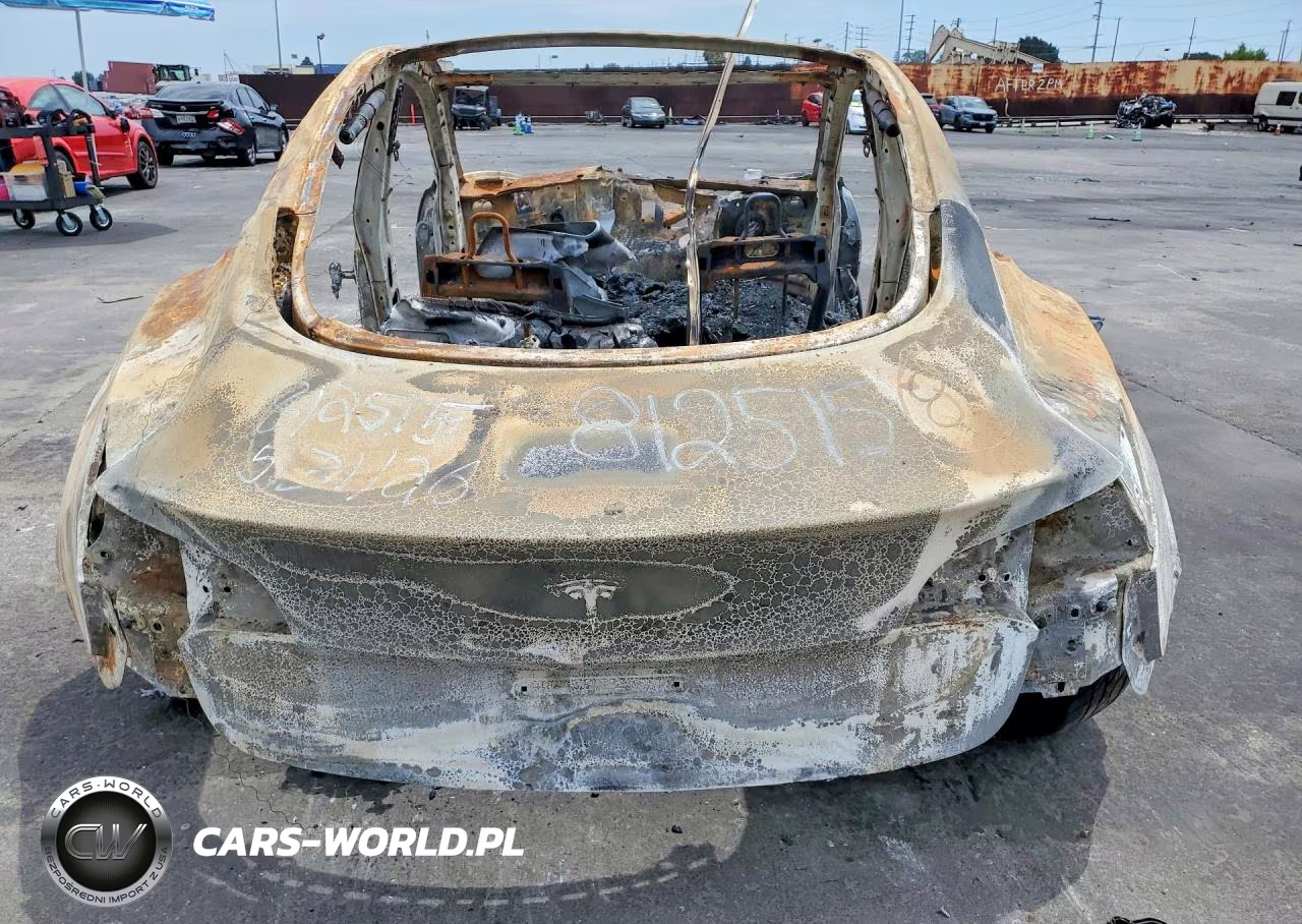 2020 Tesla Model 3 VIN:5YJ3E1EB5LF650043 - 6