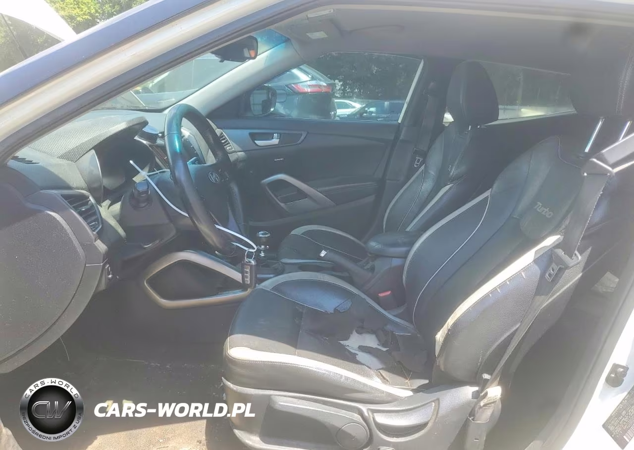 2015 Hyundai Veloster Turbo VIN:KMHTC6AE8FU238306 - 7