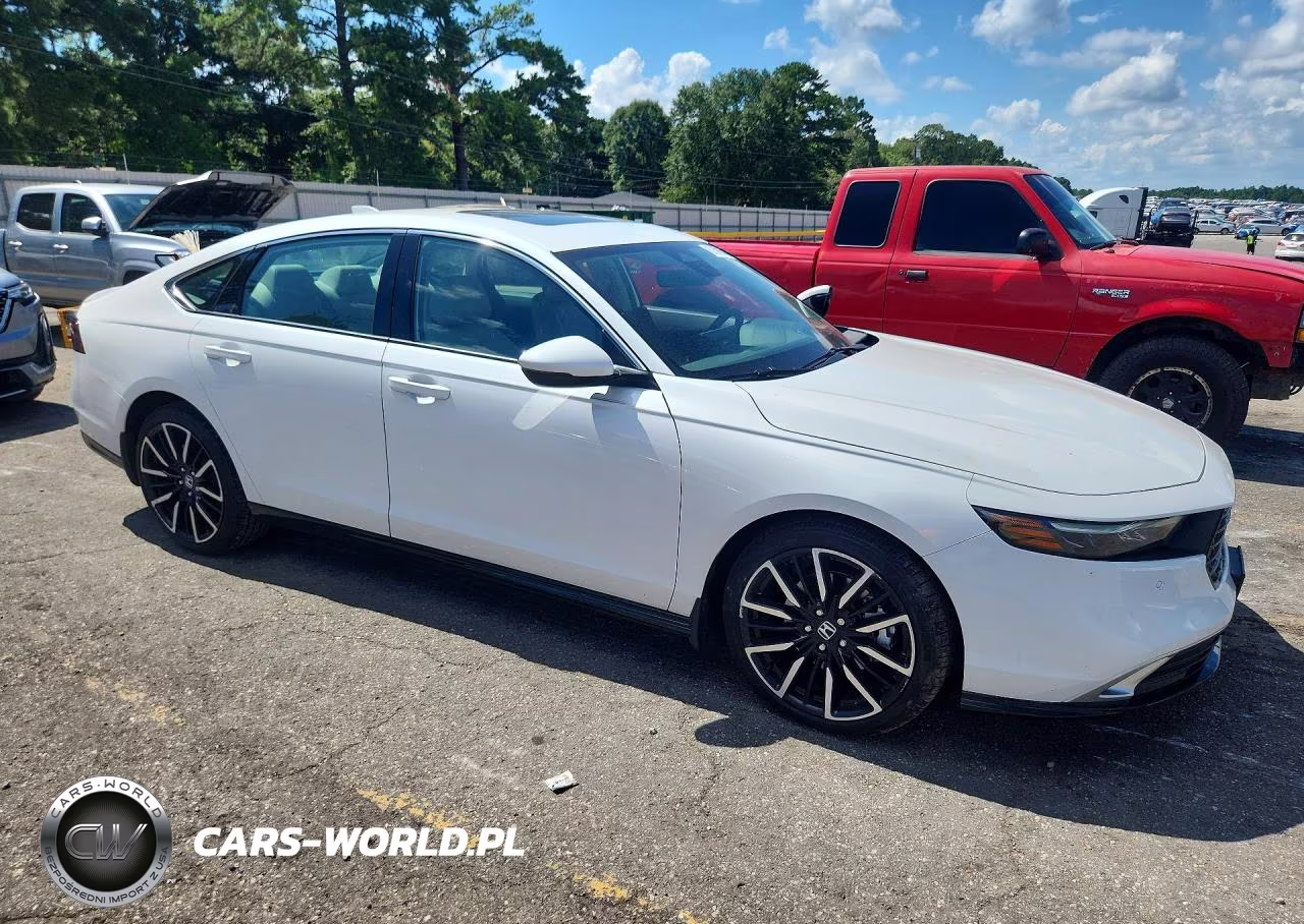 2025 Honda Accord Touring Hybrid VIN:1HGCY2F88SA072786 - 4