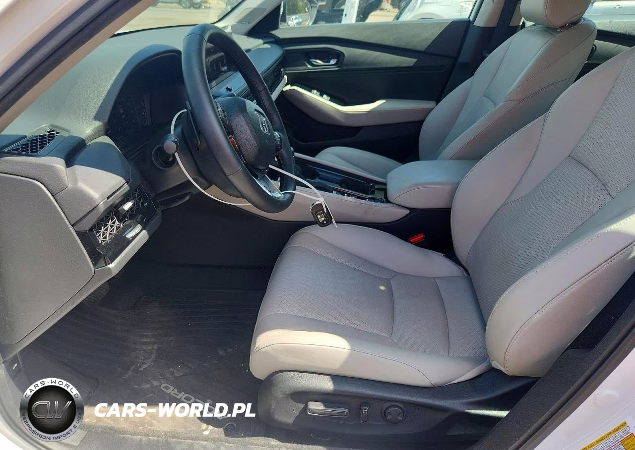 2025 Honda Accord Touring Hybrid VIN:1HGCY2F88SA072786 - 7