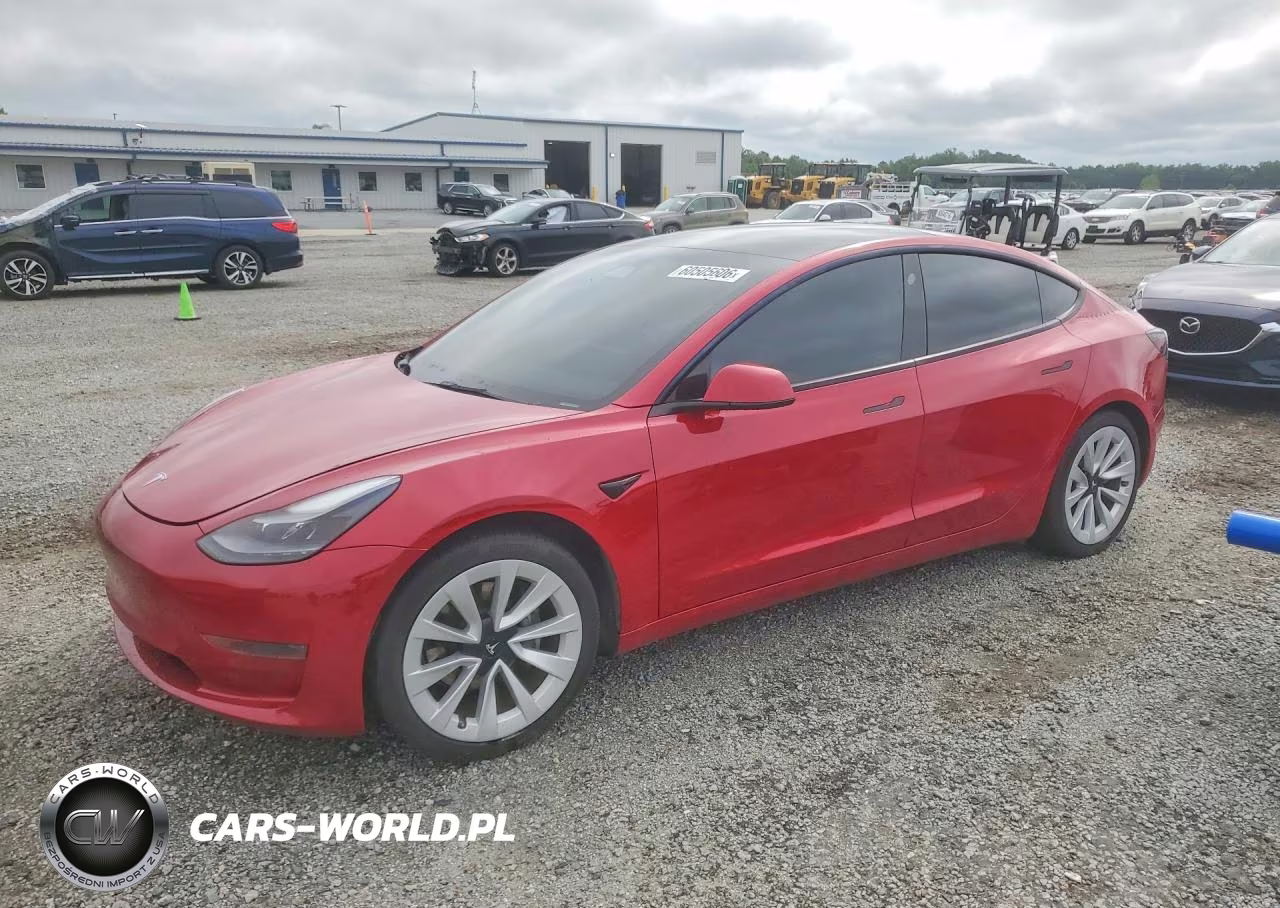 2021 Tesla Model 3 – zdjęcie 1 z 12