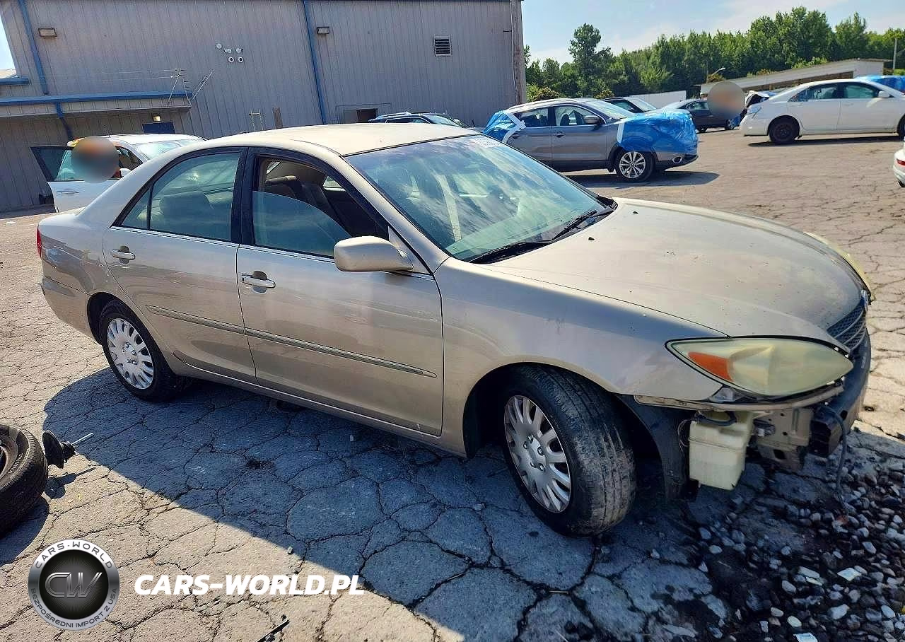 2003 Toyota Camry Xle VIN:4T1BE32K33U206142 - 4