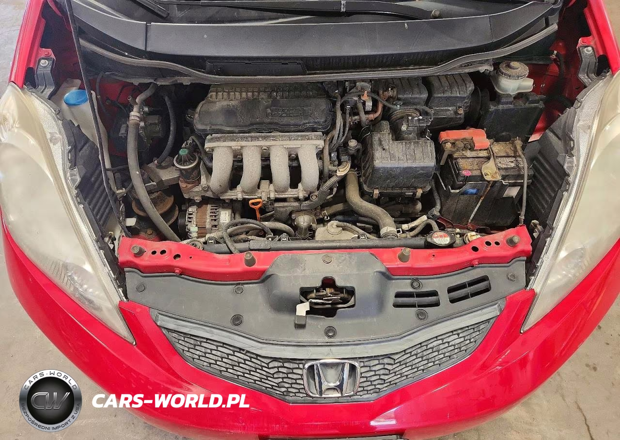 2010 Honda Fit Sport VIN:JHMGE8H48AC029427 - 12