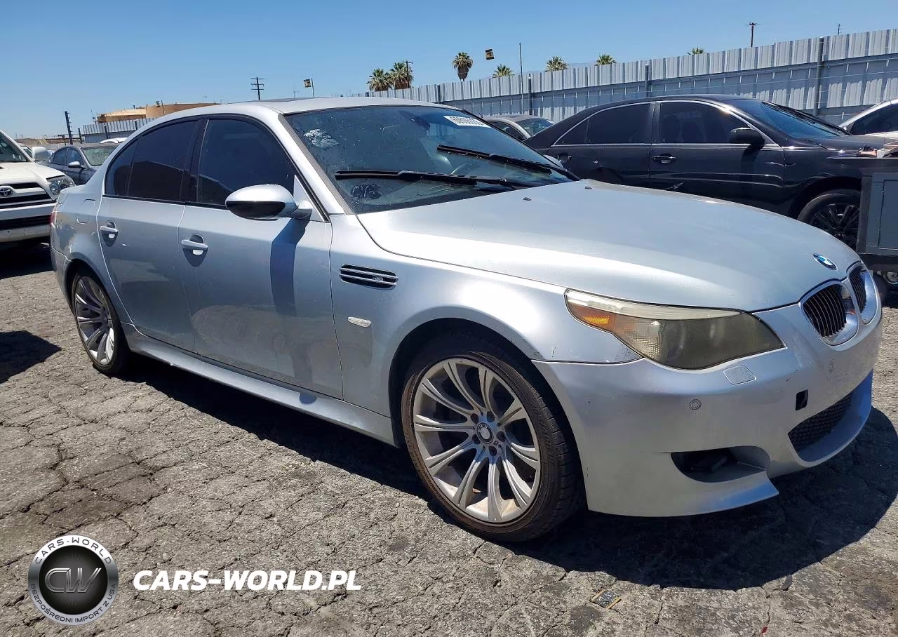 2006 BMW M5 VIN:WBSNB93556B583179 - 4