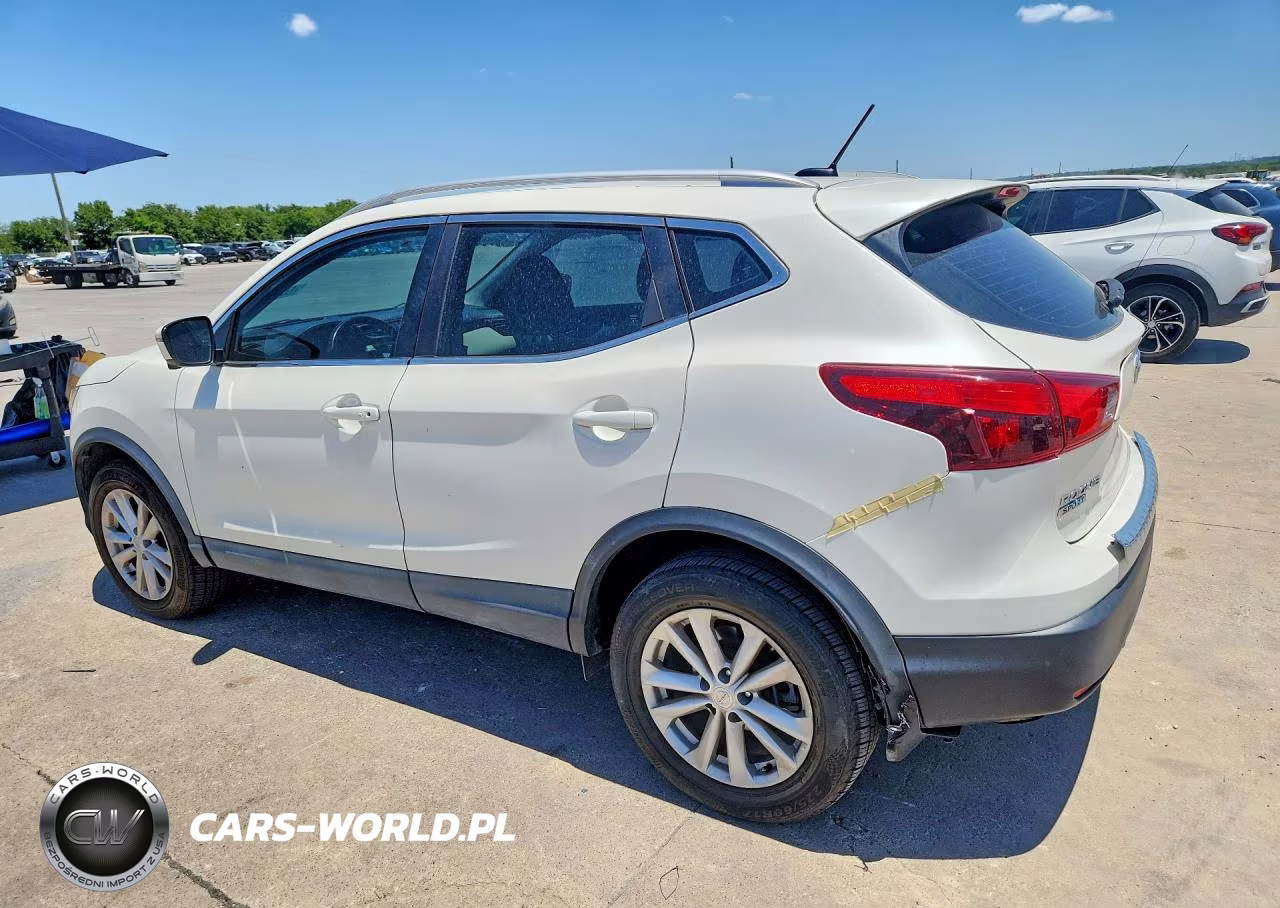 2018 Nissan Rogue Sport Sv VIN:JN1BJ1CR2JW204029 - 2