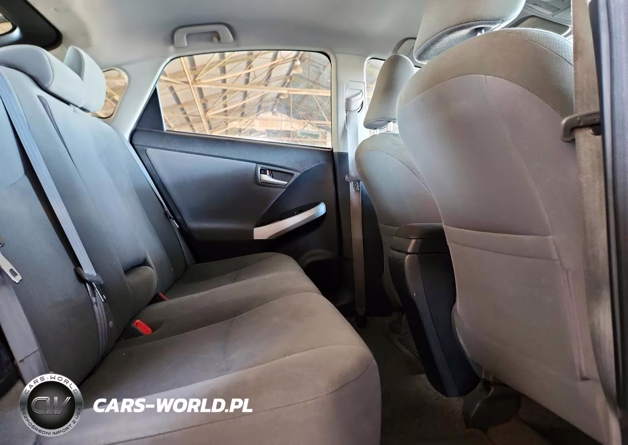 2012 Toyota Prius Plug-In Hybrid Base VIN:JTDKN3DP6C3014894 - 10