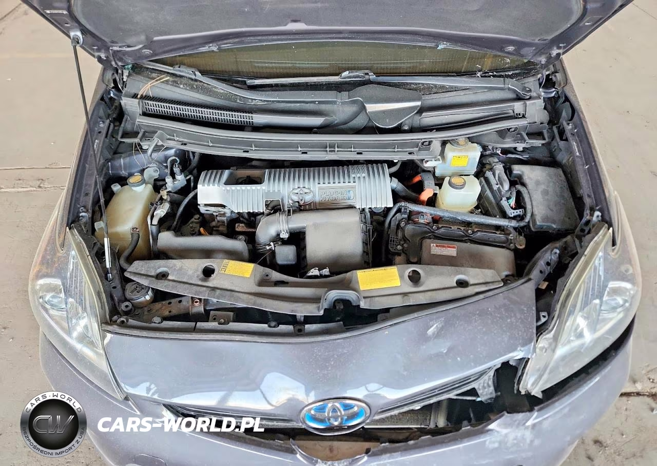 2012 Toyota Prius Plug-In Hybrid Base VIN:JTDKN3DP6C3014894 - 11