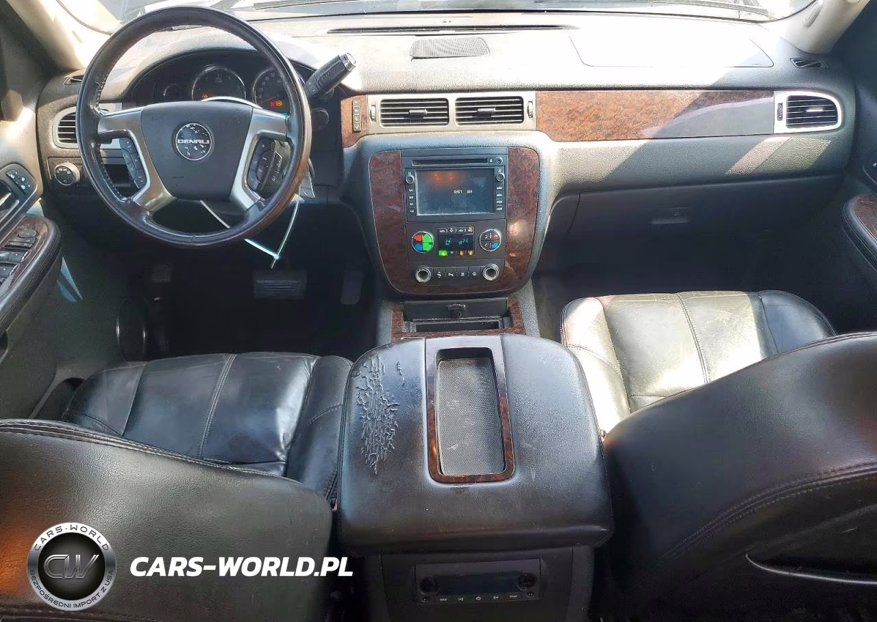 2007 GMC New Sierra Denali VIN:2GTEK638971686025 - 8