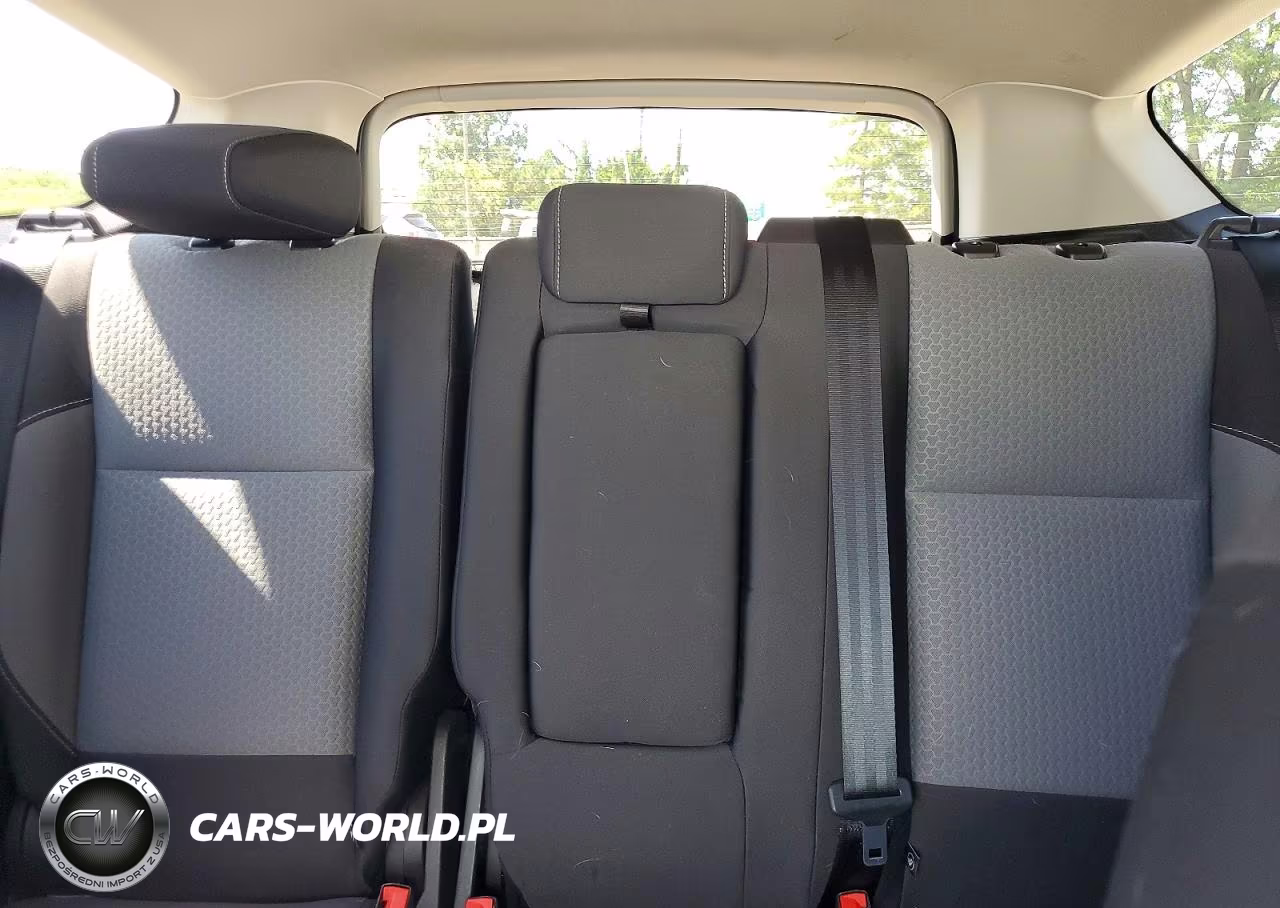 2019 Ford Escape Se VIN:1FMCU9GD1KUA14656 - 10