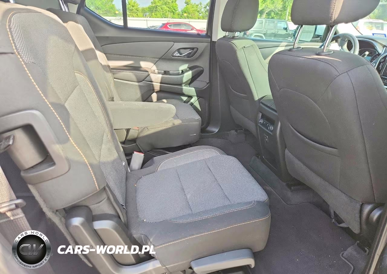 2020 Chevrolet Traverse Lt VIN:1GNERGKW6LJ231173 - 11