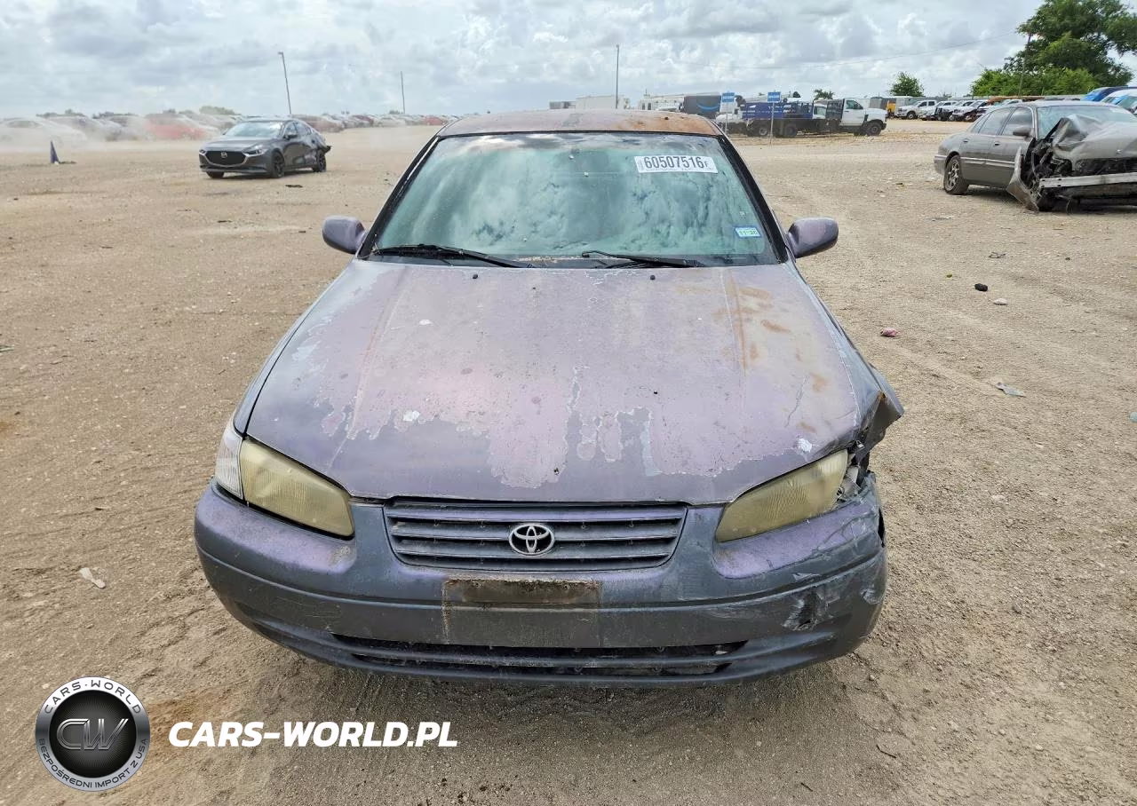 1997 Toyota Camry Le VIN:JT2BG22K8V0048764 - 5