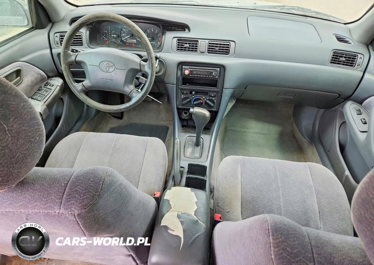 1997 Toyota Camry Le VIN:JT2BG22K8V0048764 - 8